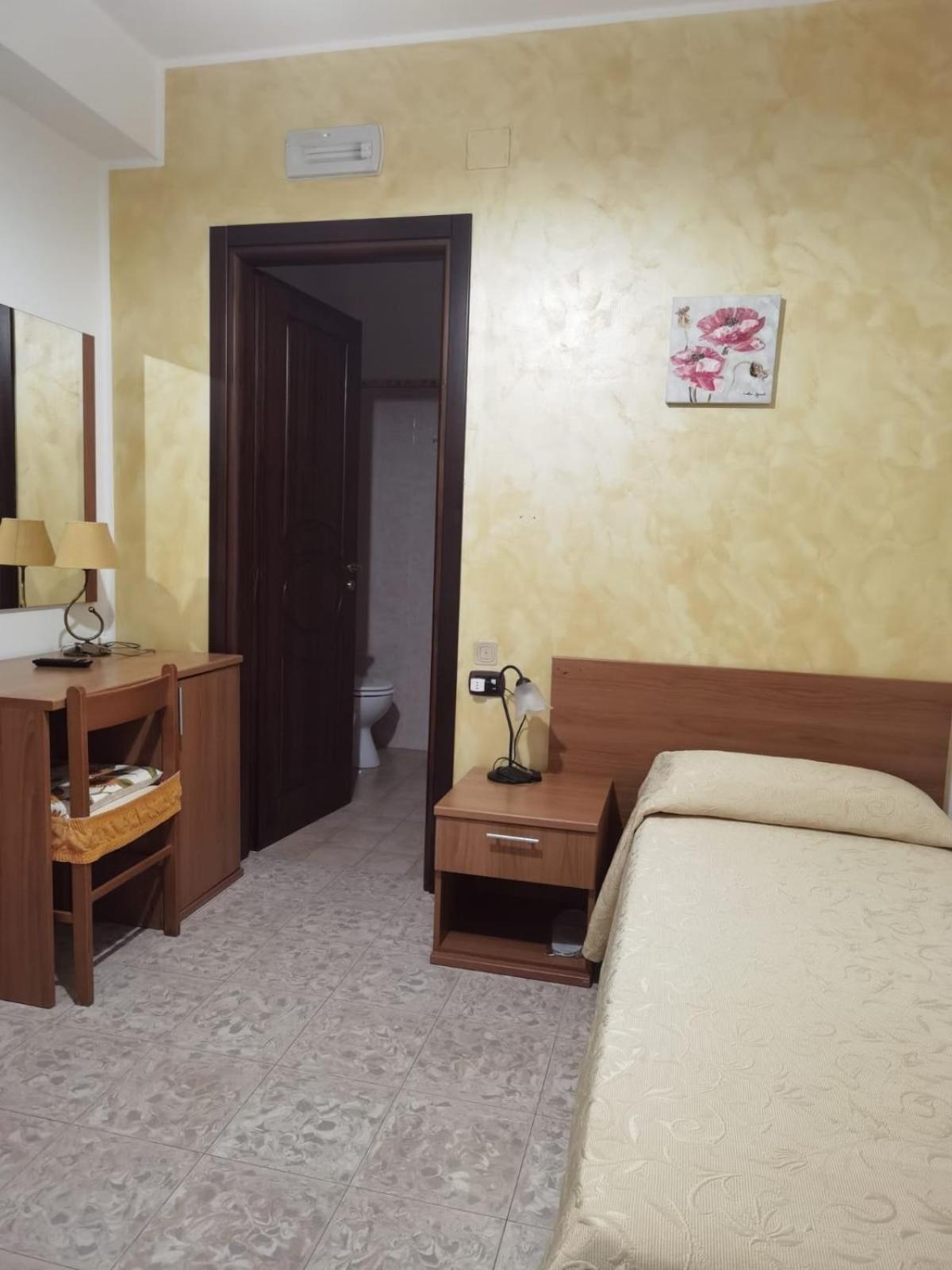 Hotel Edelweiss Laino Borgo Exterior photo